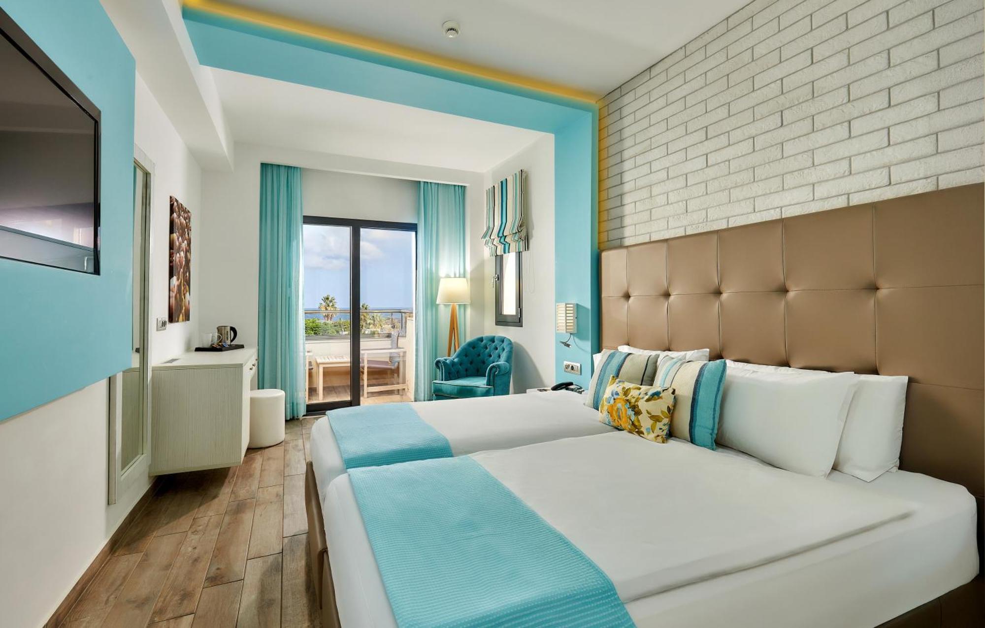 Kyknos Beach Hotel & Bungalows Malia  Exterior photo